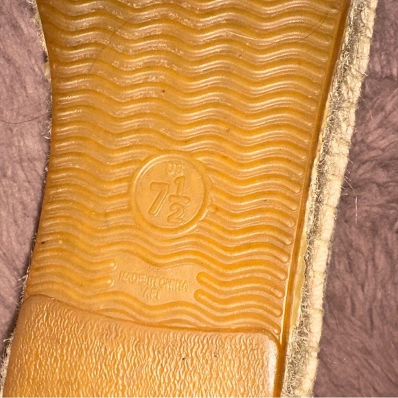 Soludos Women's cream Espadrilles flats 7.5 summer vacation beach - Picture 12 of 13